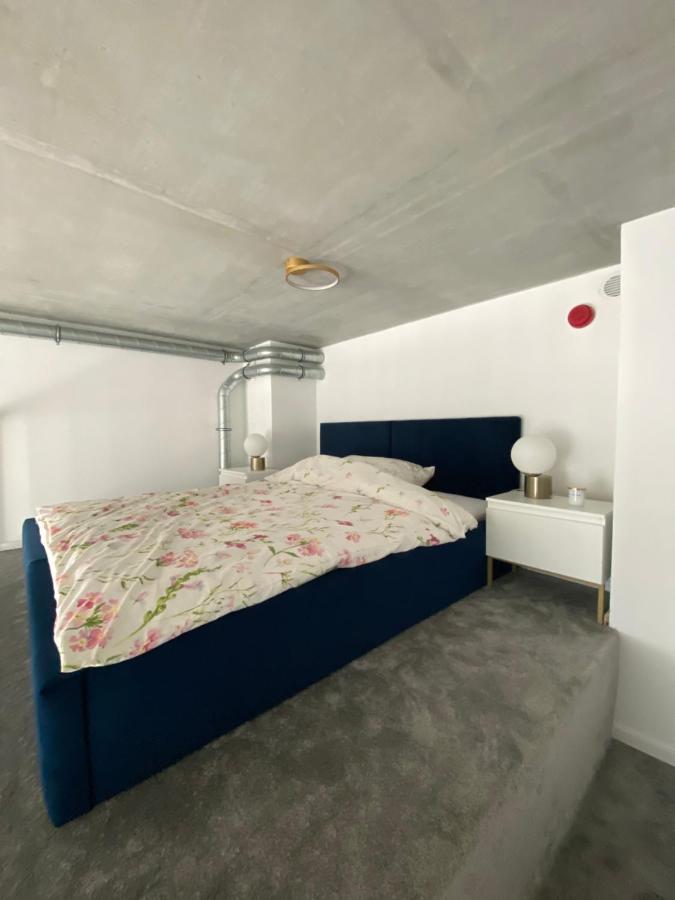 Apartament Wroclaw-Lotnisko Buitenkant foto