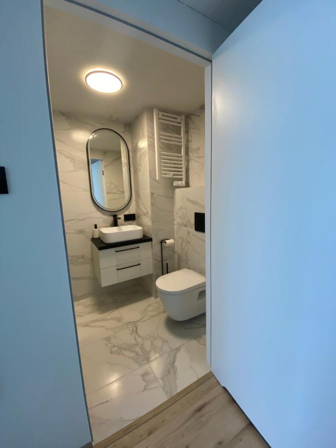 Apartament Wroclaw-Lotnisko Buitenkant foto