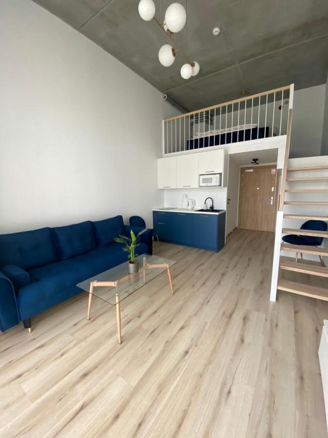 Apartament Wroclaw-Lotnisko Buitenkant foto