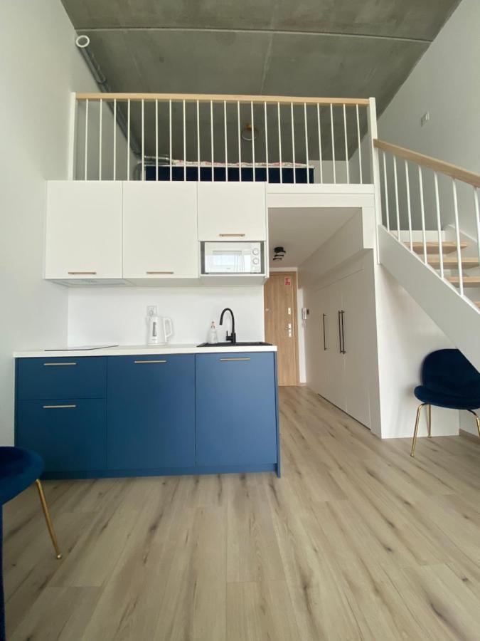 Apartament Wroclaw-Lotnisko Buitenkant foto